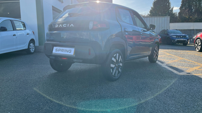 Dacia Spring 27kWh Expression 65 48kW 5dr Auto Electric Hatchback